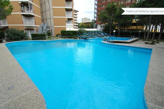 Residence Cristallo - Sabbiadoro Линяно Сабиадоро Екстериор снимка