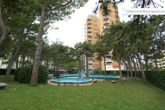 Residence Cristallo - Sabbiadoro Линяно Сабиадоро Екстериор снимка